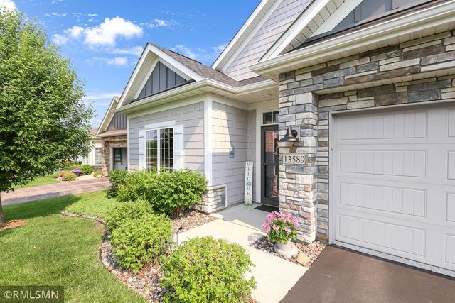 13589 Crownline Drive NE, Prior Lake, MN 55372
