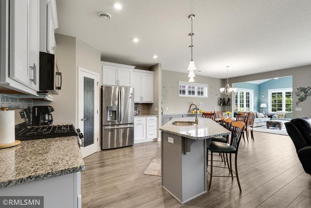 13589 Crownline Drive NE, Prior Lake, MN 55372