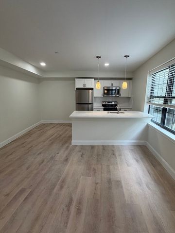 455 Massachusetts Ave 202, Arlington, MA 02474