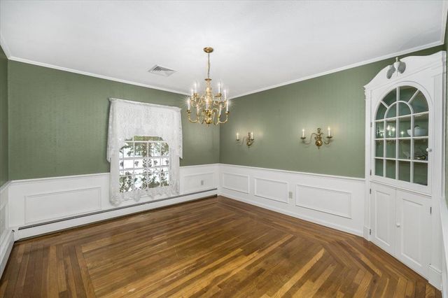 11 Strawberry Hill Road, Bedford, NH 03110