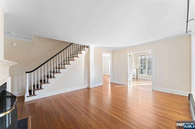 57 Pomander Walk, Ridgewood, NJ 07450