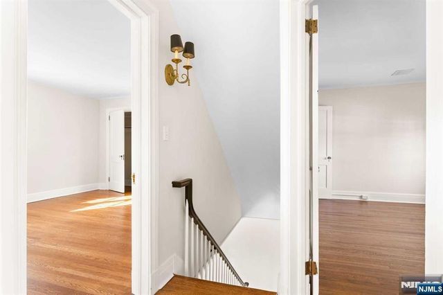 57 Pomander Walk, Ridgewood, NJ 07450