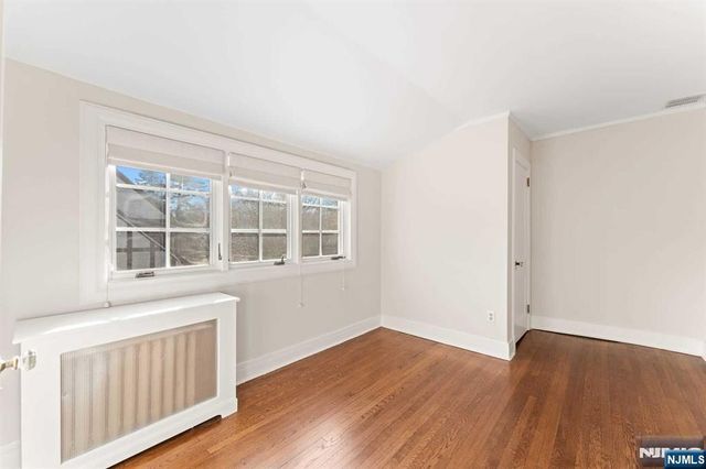 57 Pomander Walk, Ridgewood, NJ 07450