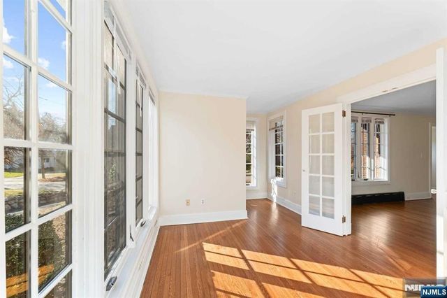 57 Pomander Walk, Ridgewood, NJ 07450