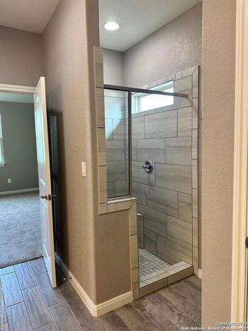 218 Iron Gate, Pleasanton, TX 78064