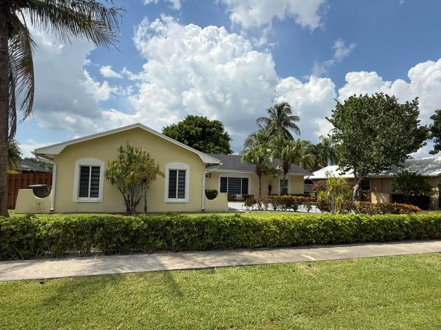 1657 BALTRUSOL Place, Wellington, FL 33414