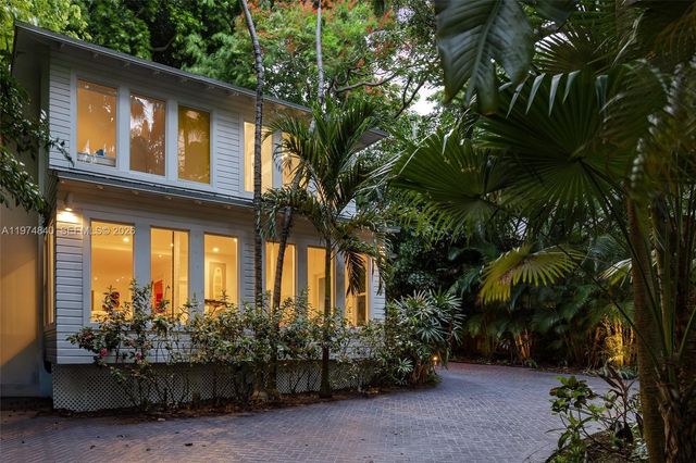 4286 S Douglas Rd, Miami, FL 33133