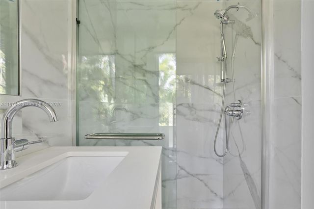 4286 S Douglas Rd, Miami, FL 33133