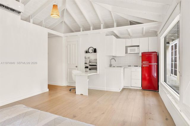 4286 S Douglas Rd, Miami, FL 33133