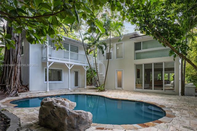 4286 S Douglas Rd, Miami, FL 33133