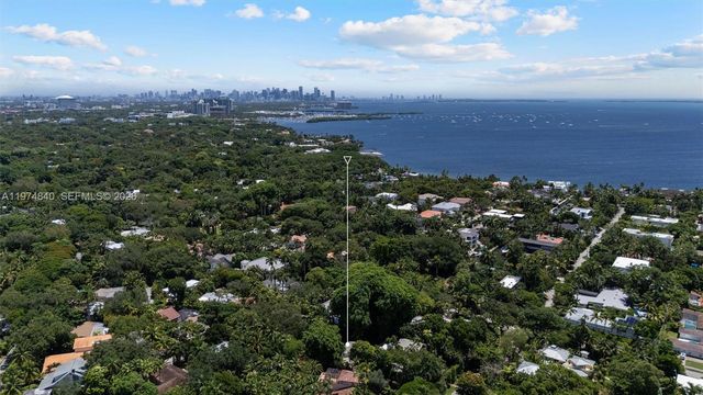 4286 S Douglas Rd, Miami, FL 33133