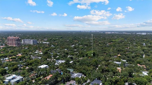 4286 S Douglas Rd, Miami, FL 33133