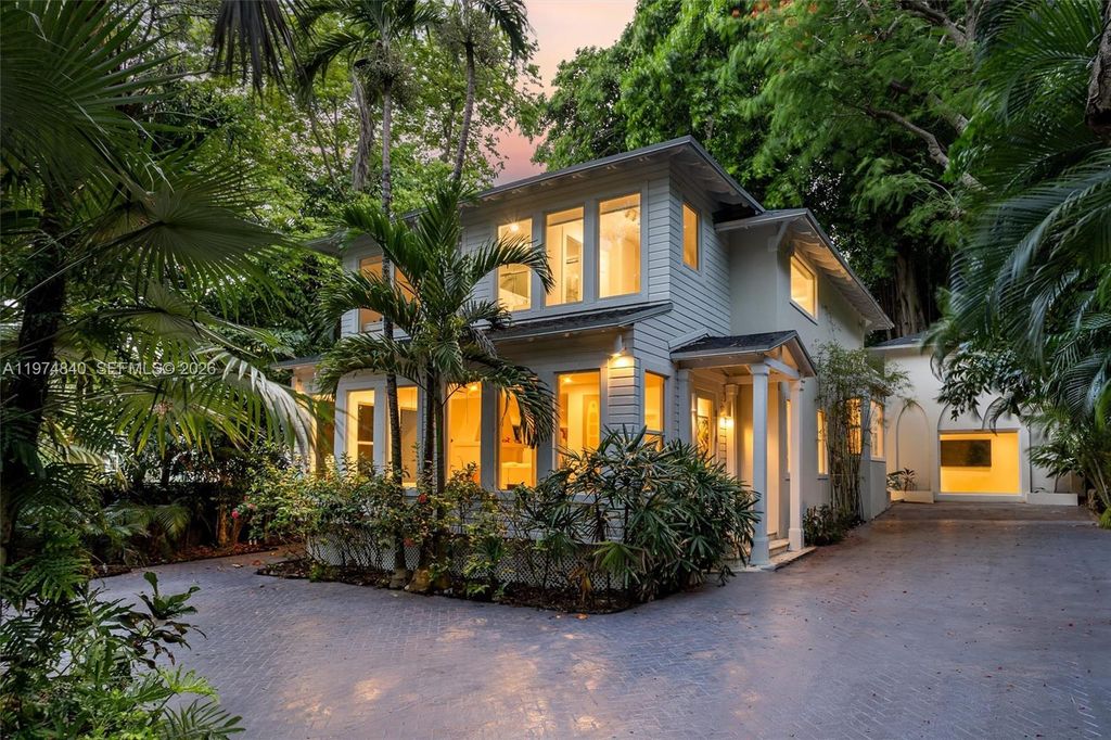 4286 S Douglas Rd, Miami, FL 33133