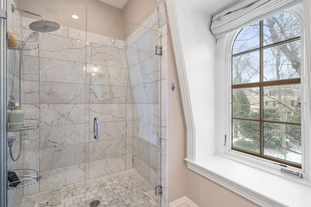 46 Mount Vernon Street 1, Cambridge, MA 02140