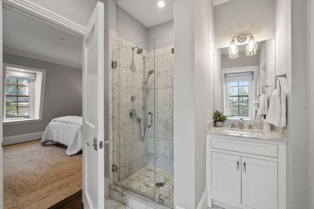 46 Mount Vernon Street 1, Cambridge, MA 02140