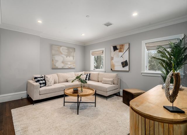 46 Mount Vernon Street 1, Cambridge, MA 02140