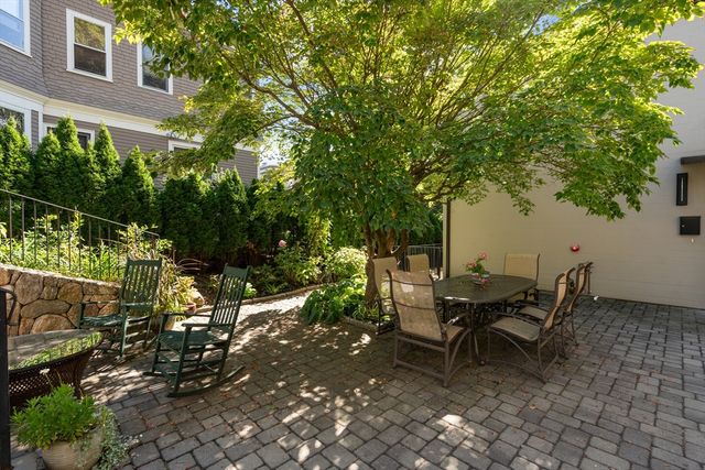 46 Mount Vernon Street 1, Cambridge, MA 02140