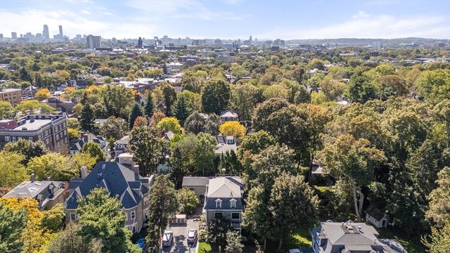 46 Mount Vernon Street 1, Cambridge, MA 02140