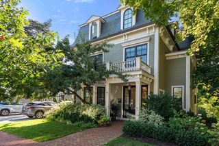 46 Mount Vernon Street 1, Cambridge, MA 02140