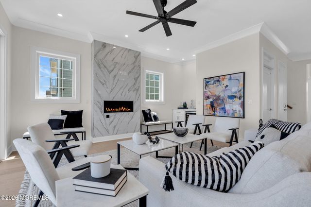 657 Bayview Drive, Toms River, NJ 08753