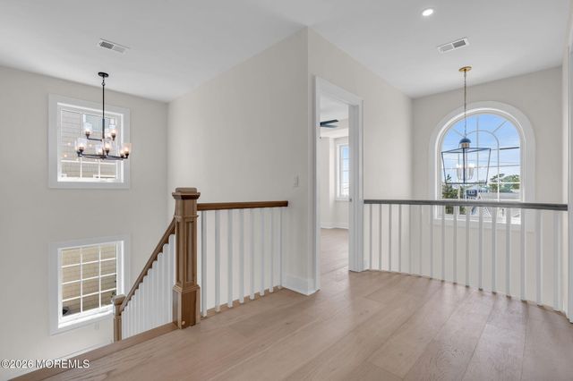 657 Bayview Drive, Toms River, NJ 08753