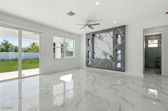 1204 NE 19th TER, Cape Coral, FL 33909