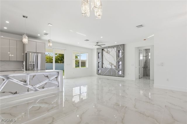 1204 NE 19th TER, Cape Coral, FL 33909