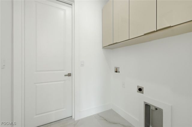 1204 NE 19th TER, Cape Coral, FL 33909