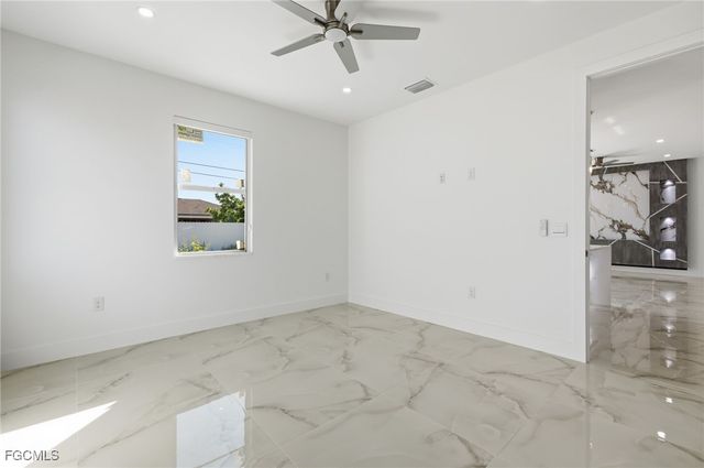 1204 NE 19th TER, Cape Coral, FL 33909