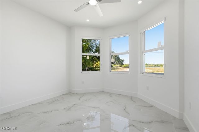 1204 NE 19th TER, Cape Coral, FL 33909