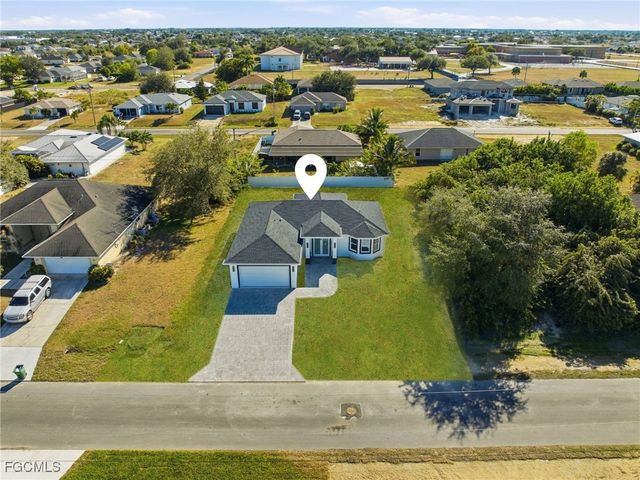 1204 NE 19th TER, Cape Coral, FL 33909