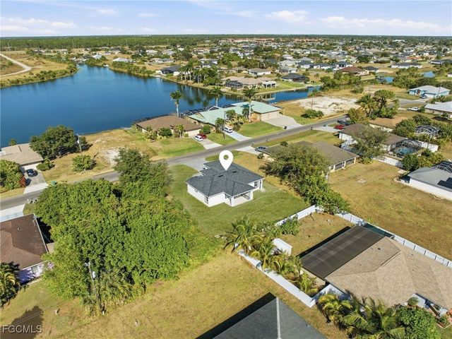 1204 NE 19th TER, Cape Coral, FL 33909