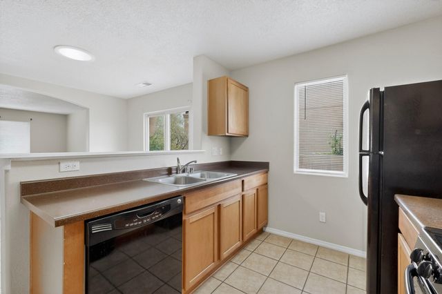 2364 Cortina Loop SE, Rio Rancho, NM 87124