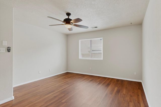 2364 Cortina Loop SE, Rio Rancho, NM 87124