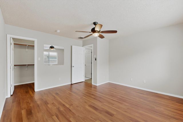 2364 Cortina Loop SE, Rio Rancho, NM 87124