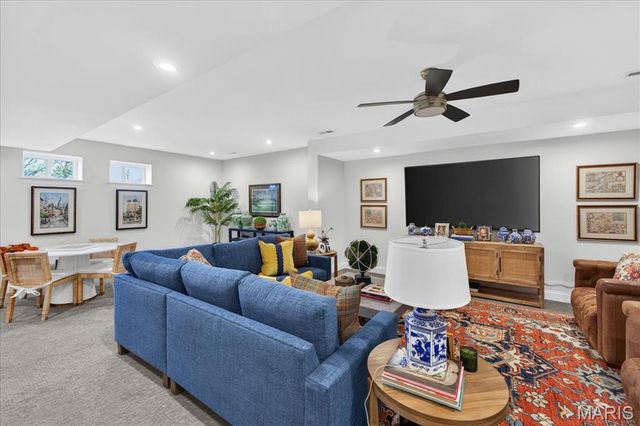 14702 Schoettler Grove Court, Chesterfield, MO 63017