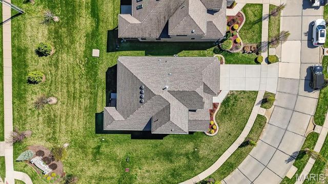 14702 Schoettler Grove Court, Chesterfield, MO 63017