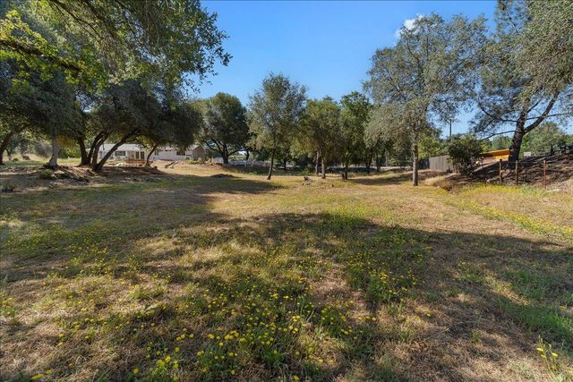 3695 Missouri Flat Rd, Placerville, CA 95667