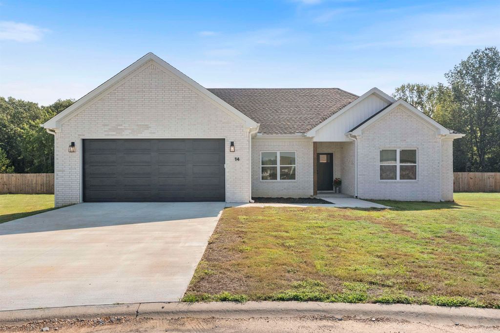 14 Songbird Cv, Greenbrier, AR 72058