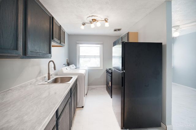 9648 Cedarhurst Drive, Colerain Twp, OH 45251