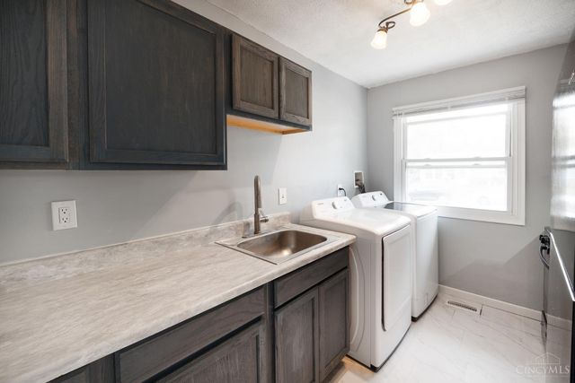 9648 Cedarhurst Drive, Colerain Twp, OH 45251