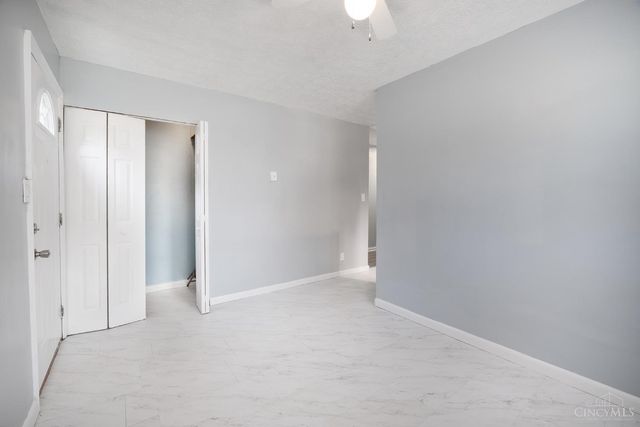 9648 Cedarhurst Drive, Colerain Twp, OH 45251