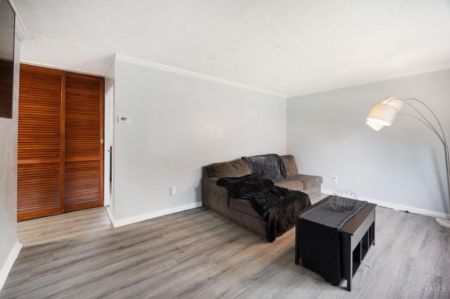 9648 Cedarhurst Drive, Colerain Twp, OH 45251