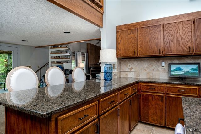 15693 Compass, Northport, AL 35475