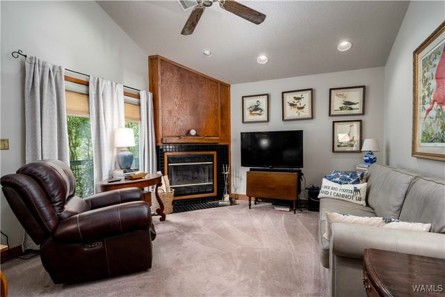 15693 Compass, Northport, AL 35475