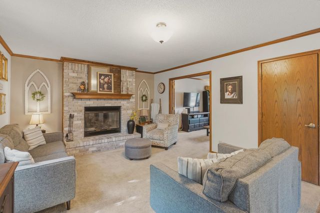 126 S Prescott St, Wichita, KS 67209