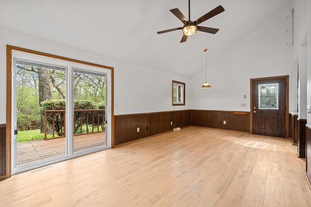 W5928 Mariner Hills COURT, Elkhorn, WI 53121