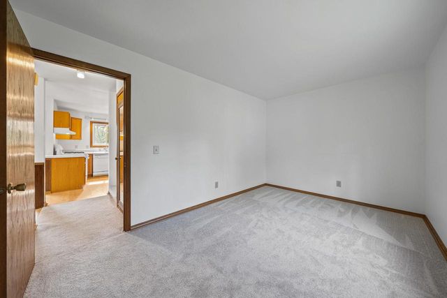 W5928 Mariner Hills COURT, Elkhorn, WI 53121