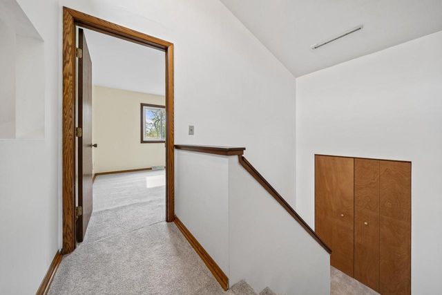 W5928 Mariner Hills COURT, Elkhorn, WI 53121