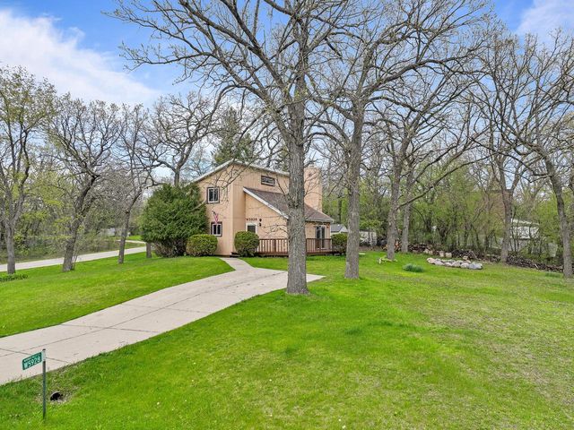 W5928 Mariner Hills COURT, Elkhorn, WI 53121